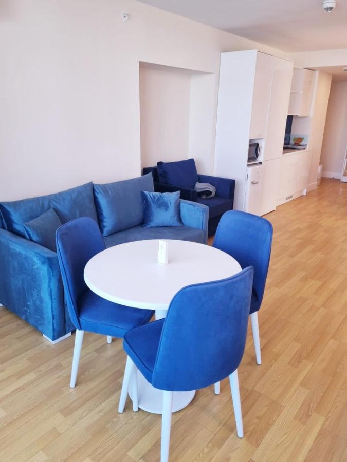 D Block Of New Luxurious Orbi City Батуми Екстериор снимка