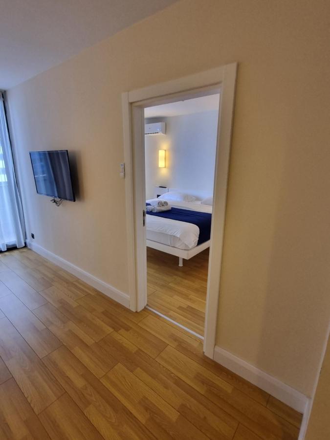 D Block Of New Luxurious Orbi City Батуми Екстериор снимка